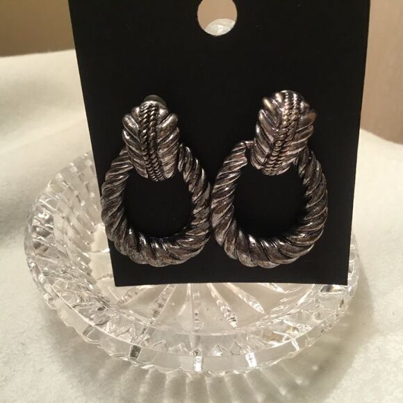 Oxidized Silvertone Leaf Door Knocker Earrings - Picture 2 of 5